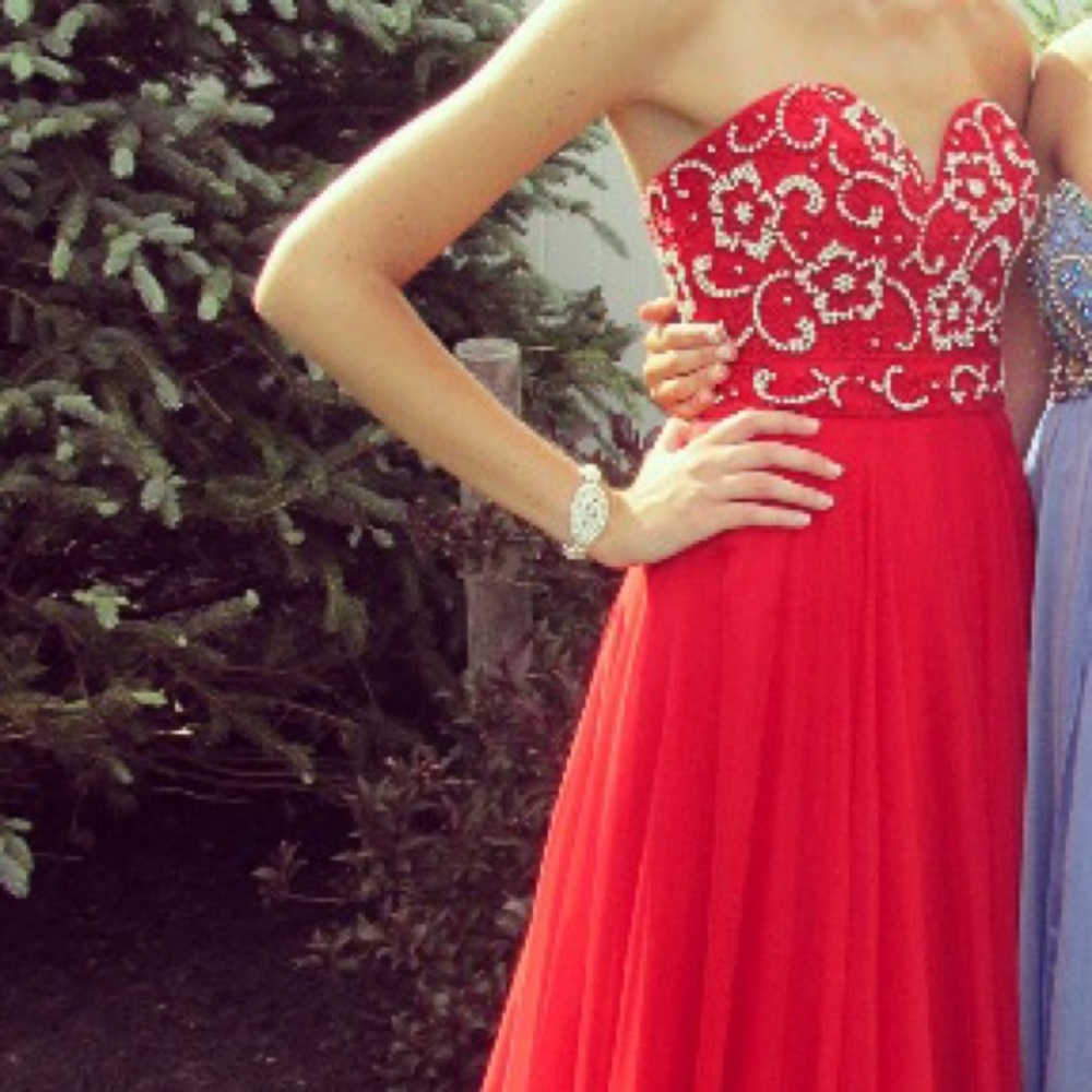 Sherri hill prom dress